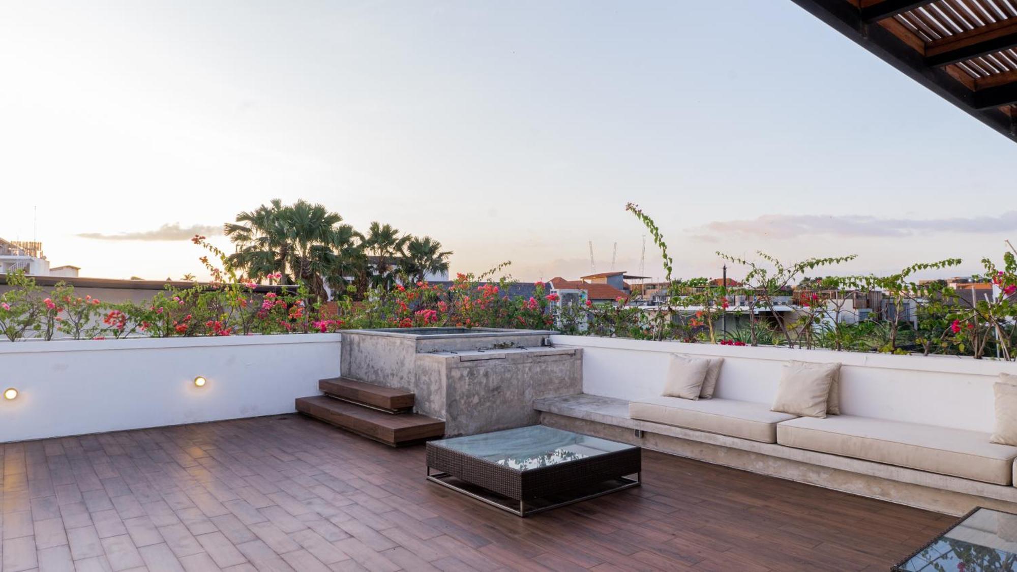 Paradise Living Villa Canggu