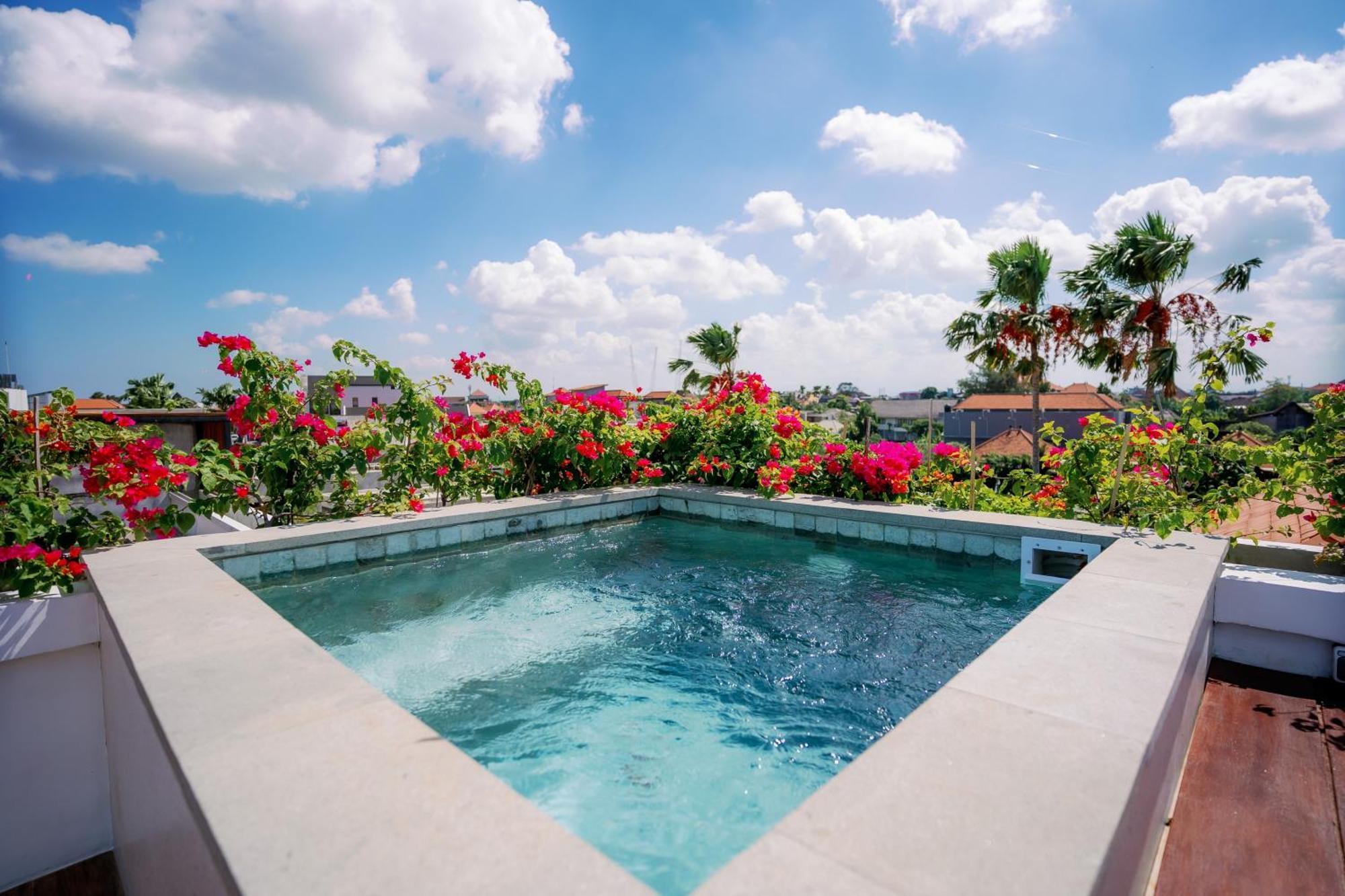 Paradise Living Villa