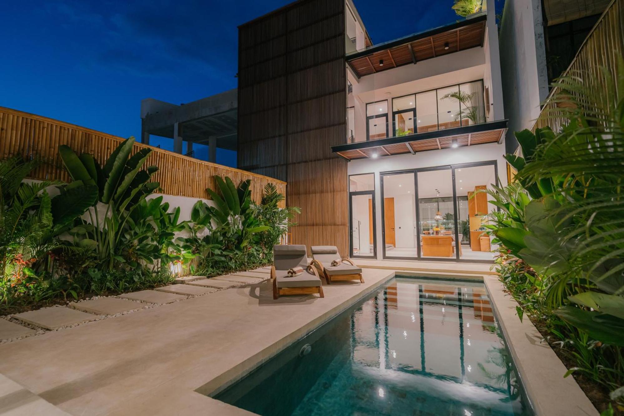Villa Paradise Living